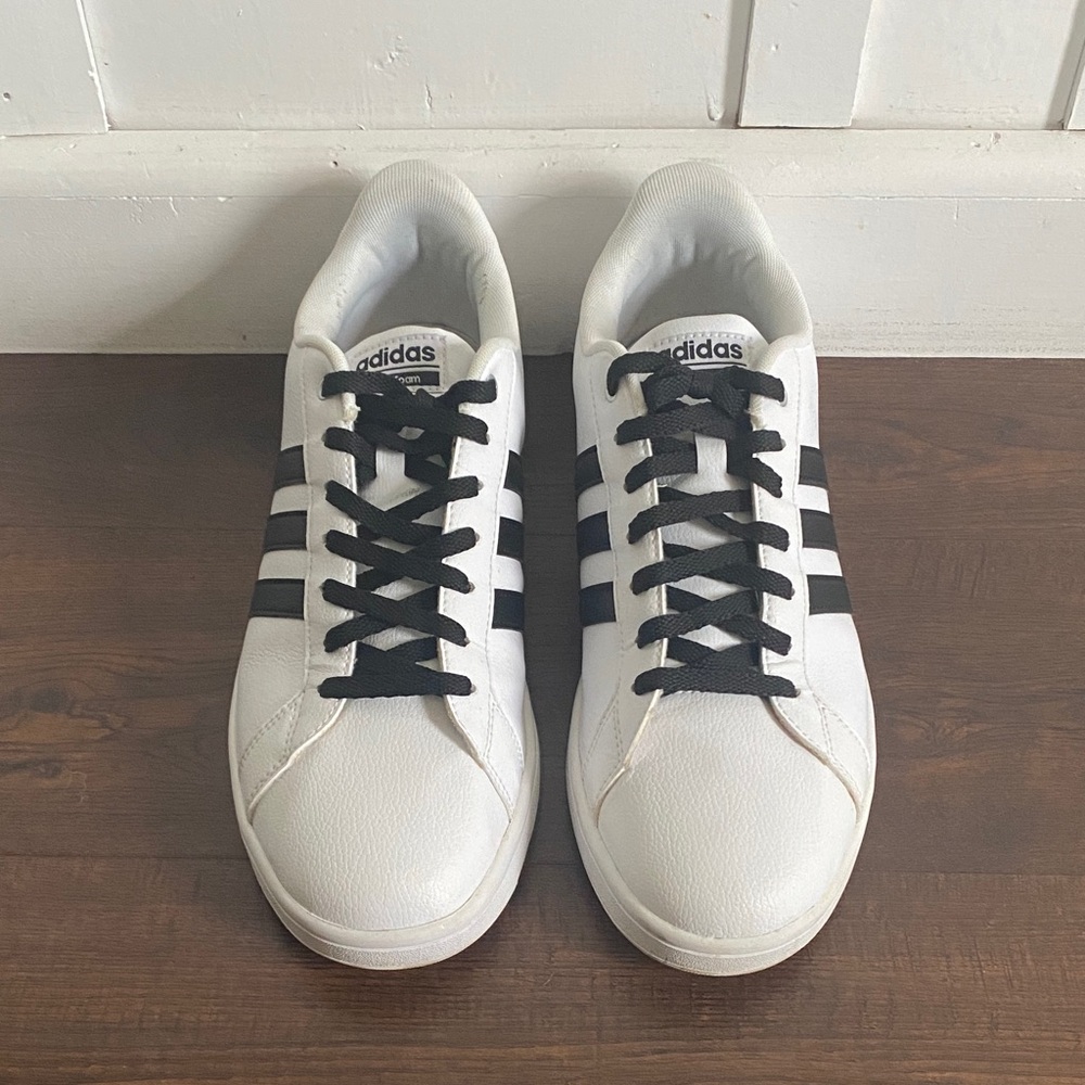 Adidas NeoCloud Foam Men's Classic Black & White Stripes Sneakers Size 11